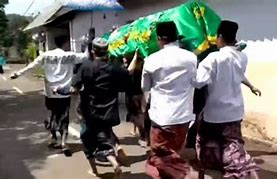 Arti Mimpi Melihat Orang Meninggal Digotong Keranda